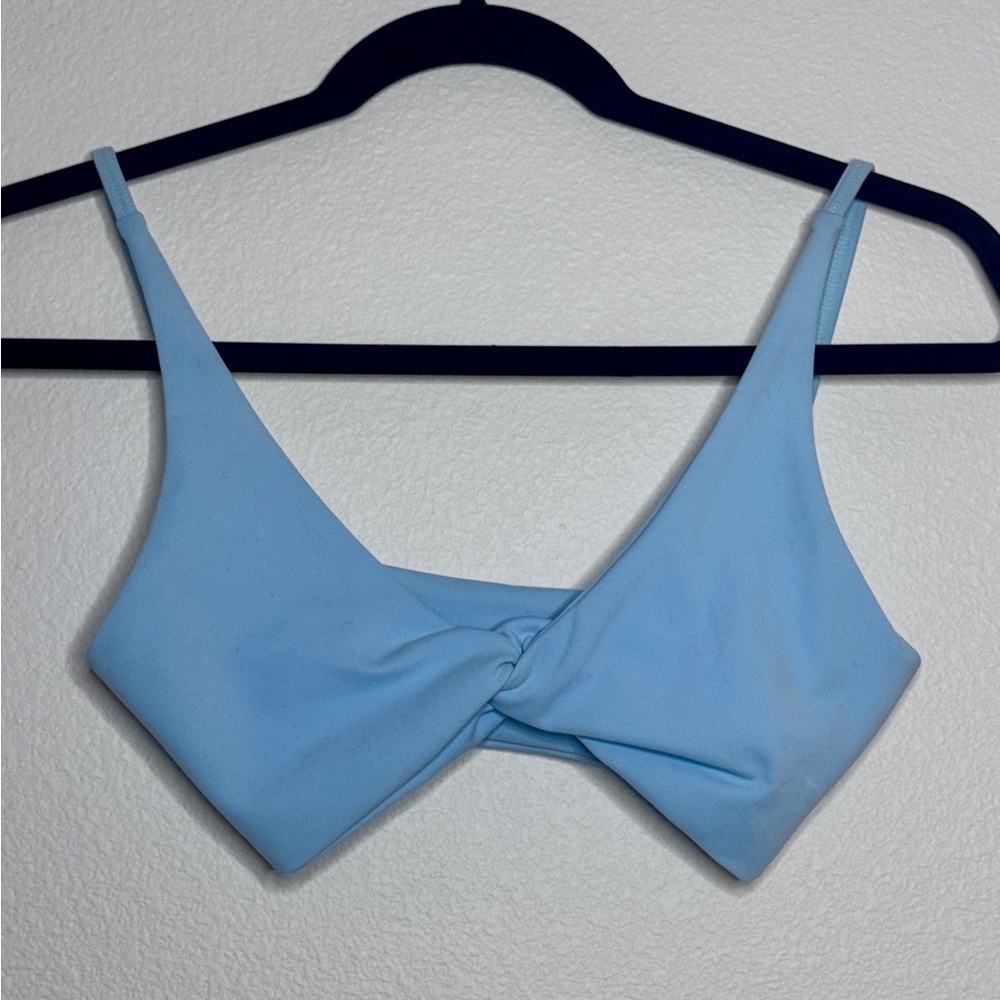 BO+TEE Light Blue Twist Front Sports Bra Top